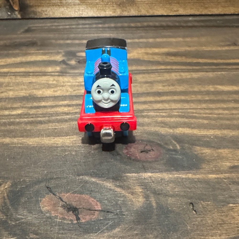 Thomas & Friends Take-n-Play Thomas die-cast train engine